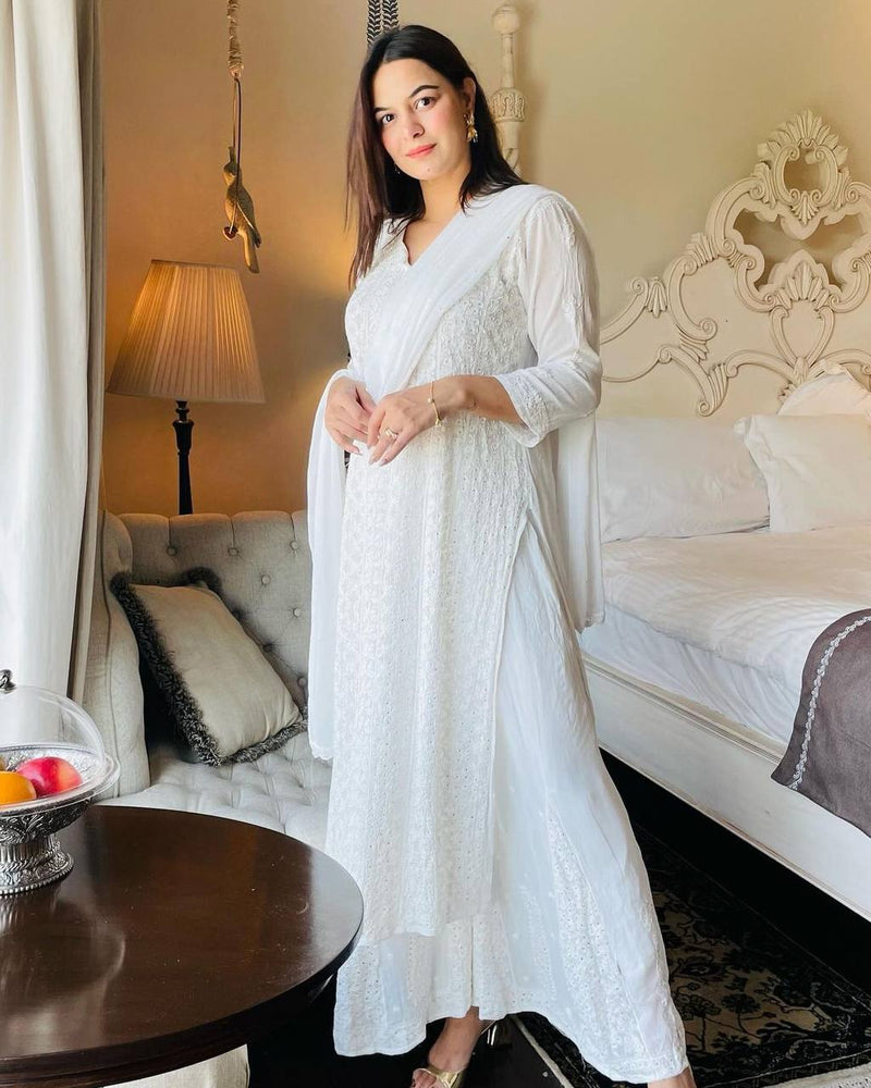 White Stunning Look Kurta WIth Plazzo Set